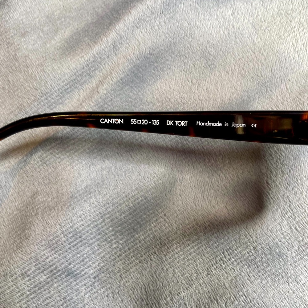 Alice + Olivia Canton Square Sunglasses - Picture 9 of 12